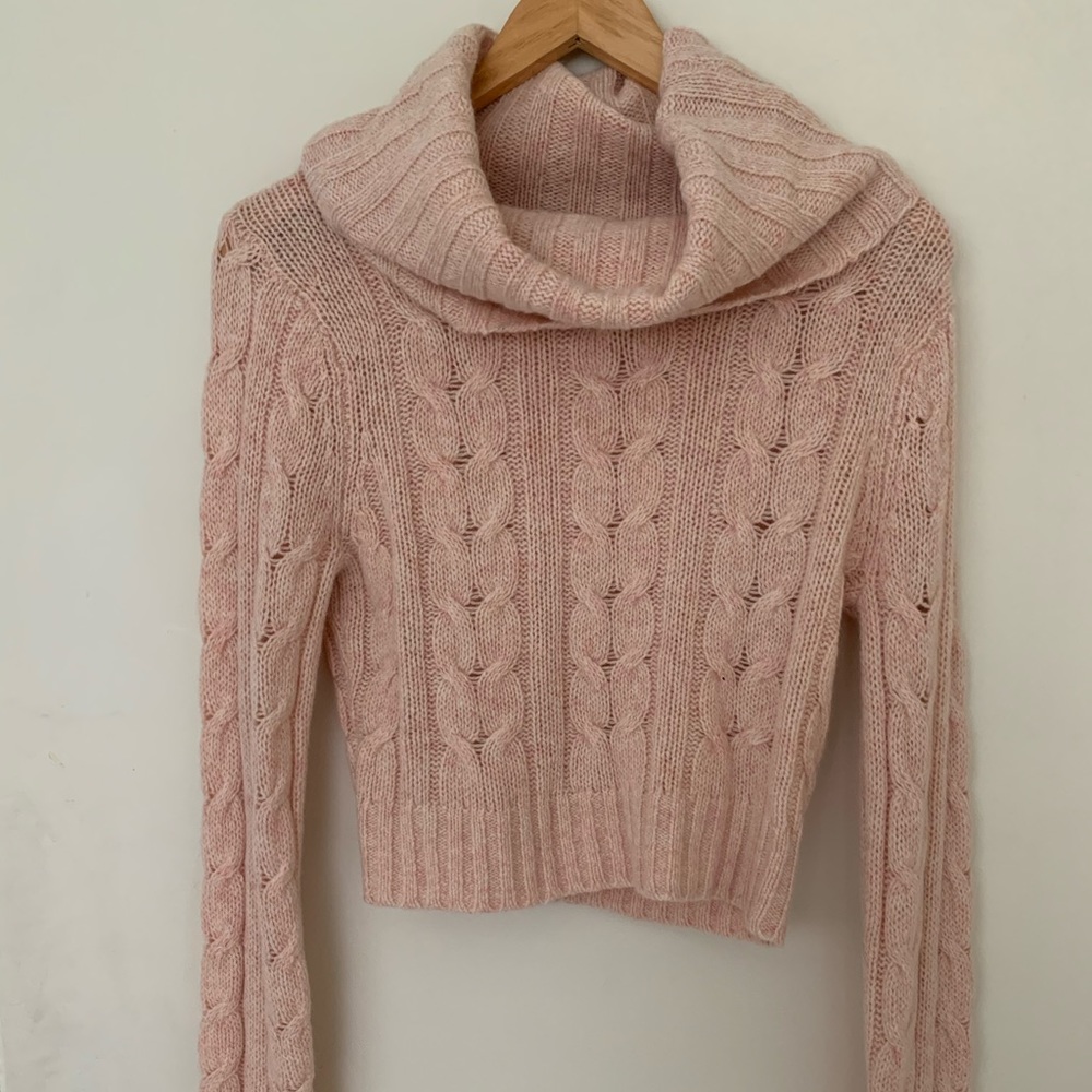 Bebe Light coral sweater
